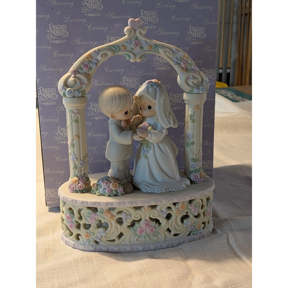 Precious Moments I Give You My Love Forever True Music Box Bride & Groom 876143